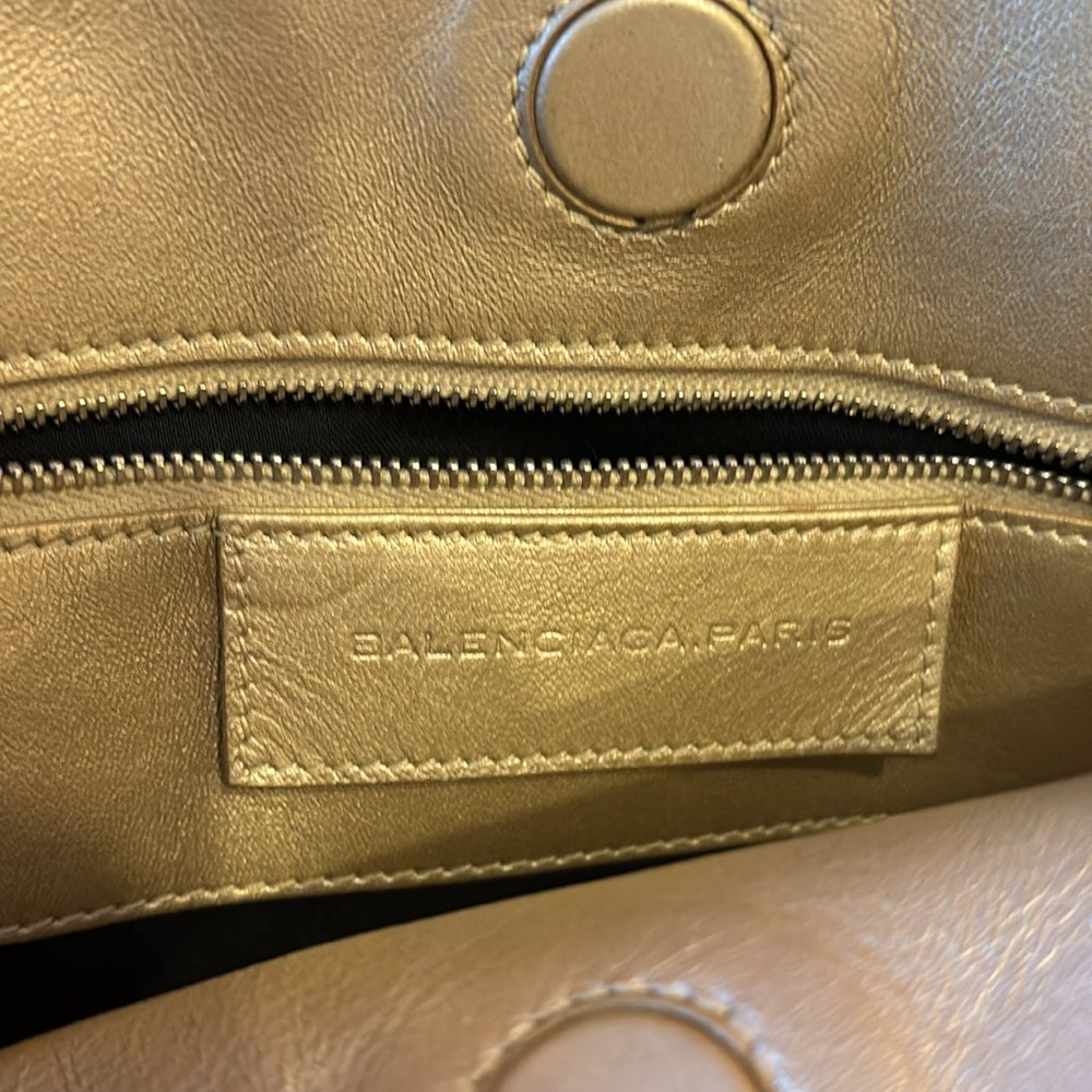 Balenciaga Paris Motocross Sunday tote Gold - Picture 4 of 7